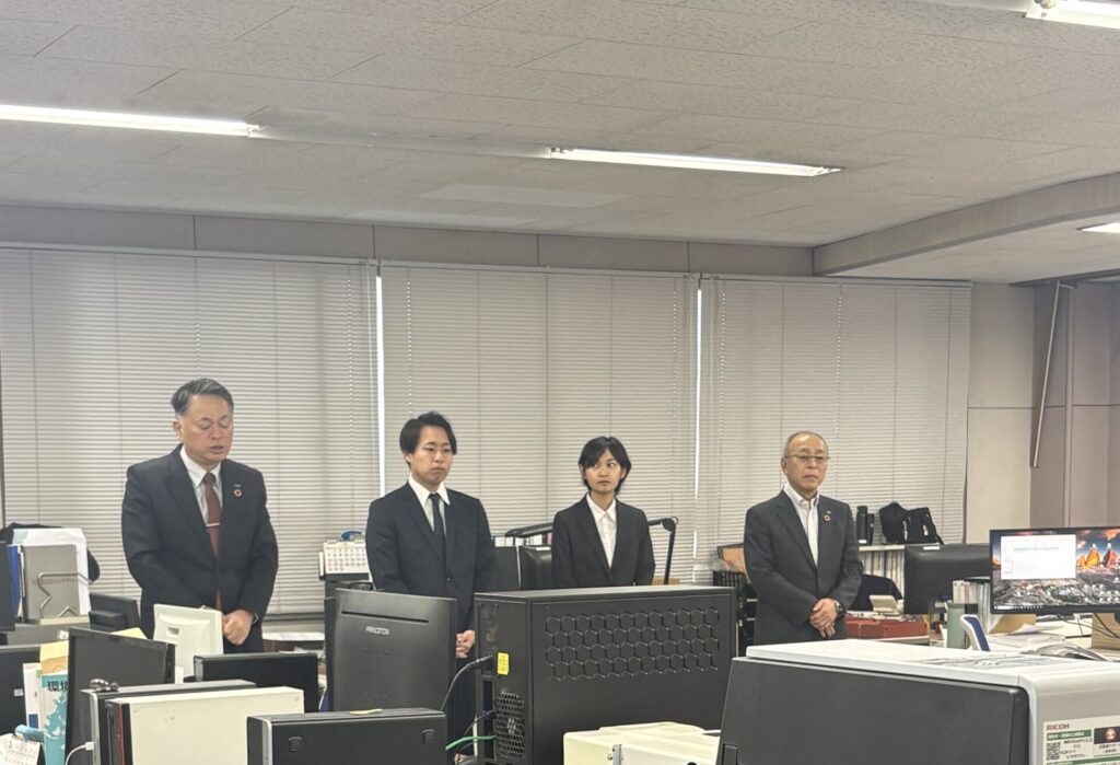入社式